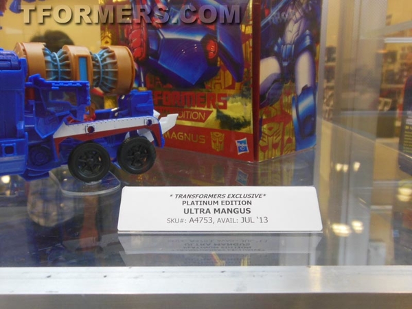Botcon 2013   Tranformers Genrations Day 3 Image Gallery  (16 of 65)